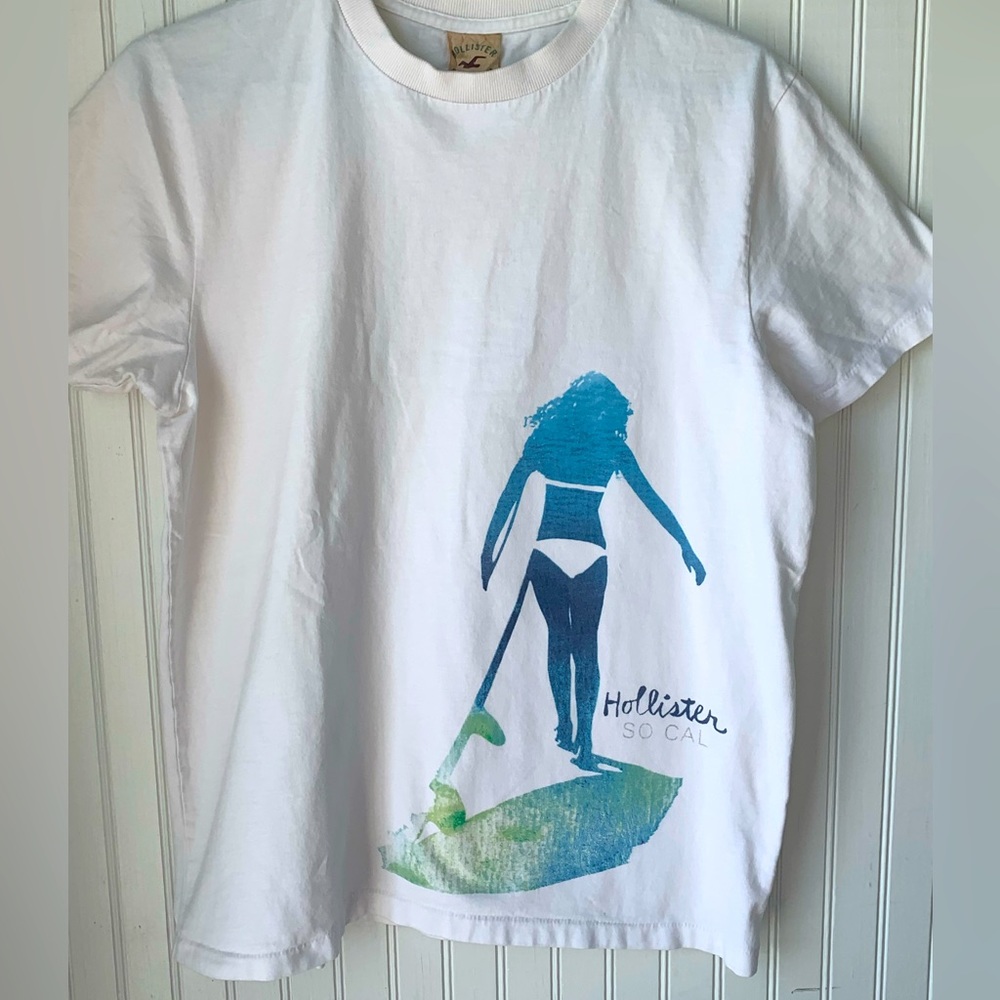 Hollister Vintage (Size XL) Short Sleeve T-Shirt in Great Condition